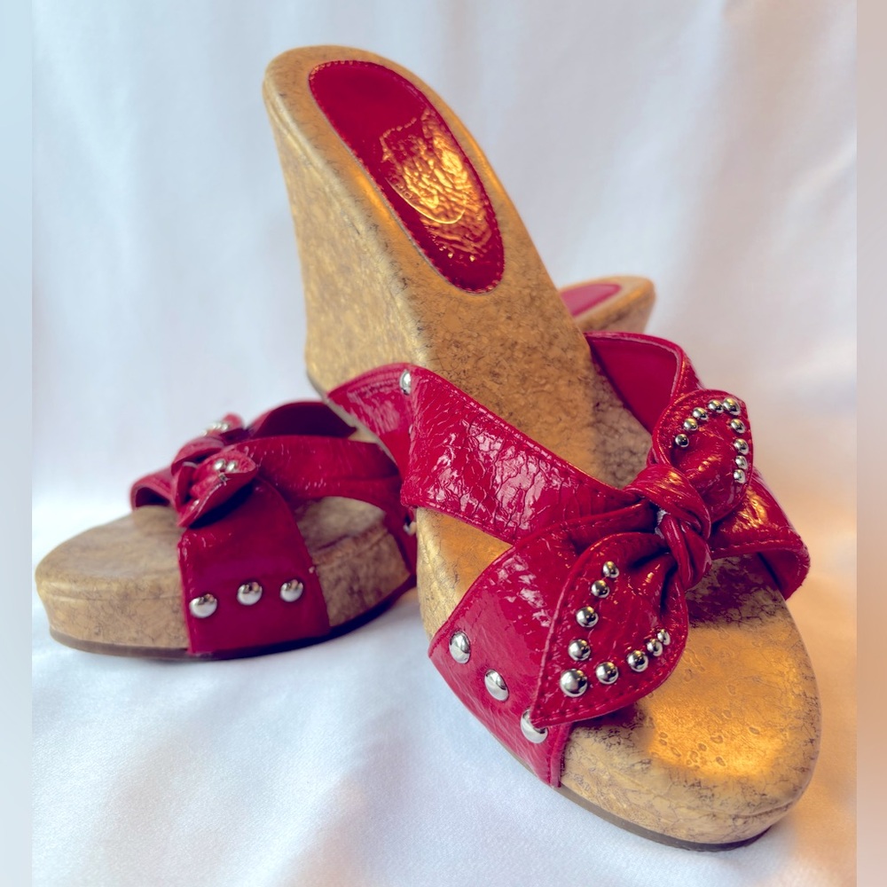 Red Patent leather sandals with cork wedge heel by Bolaro
